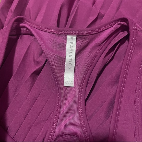 Fabletics Dress Women's Size Small Berry Blast Hot Shot Pleated Skort Mini - Picture 7 of 10